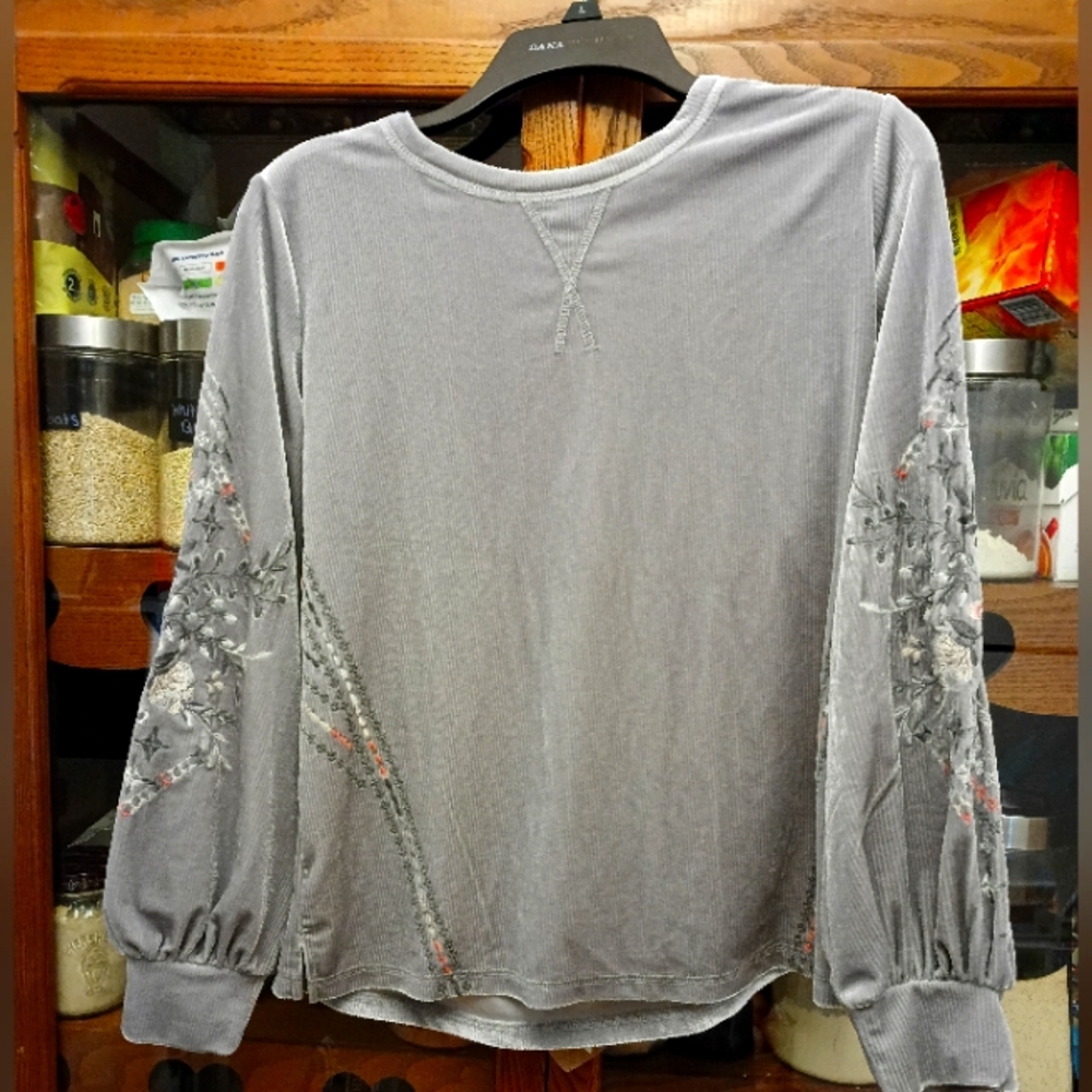 Kate&Sam Ribbed Silver Velvet Top